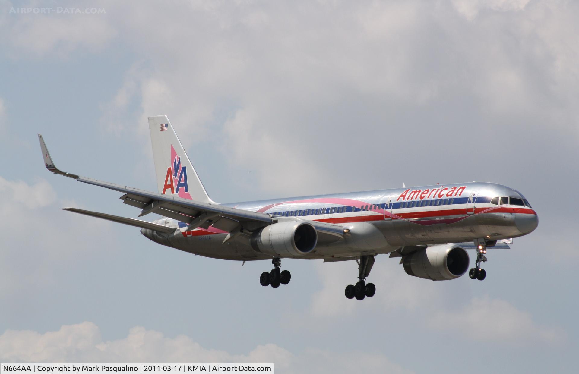 N664AA, 1992 Boeing 757-223 C/N 25298, Boeing 757-200