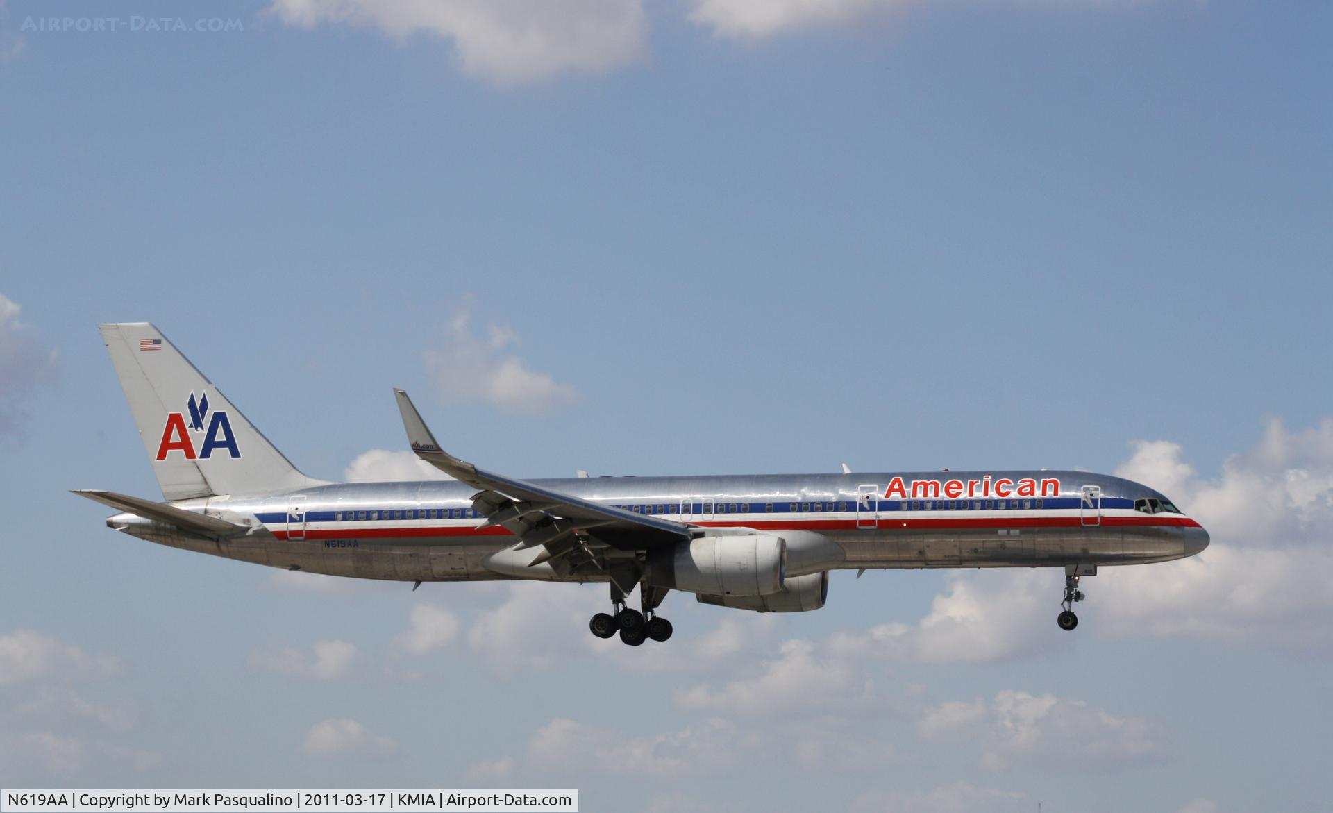 N619AA, 1990 Boeing 757-223 C/N 24577, Boeing 757-200