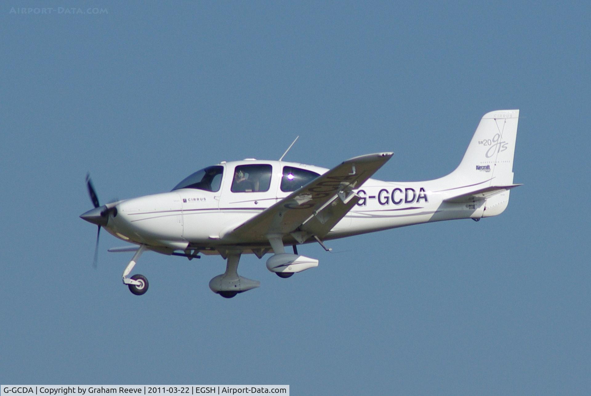 G-GCDA, 2008 Cirrus SR20 G3 GTS C/N 1962, About to touch down.