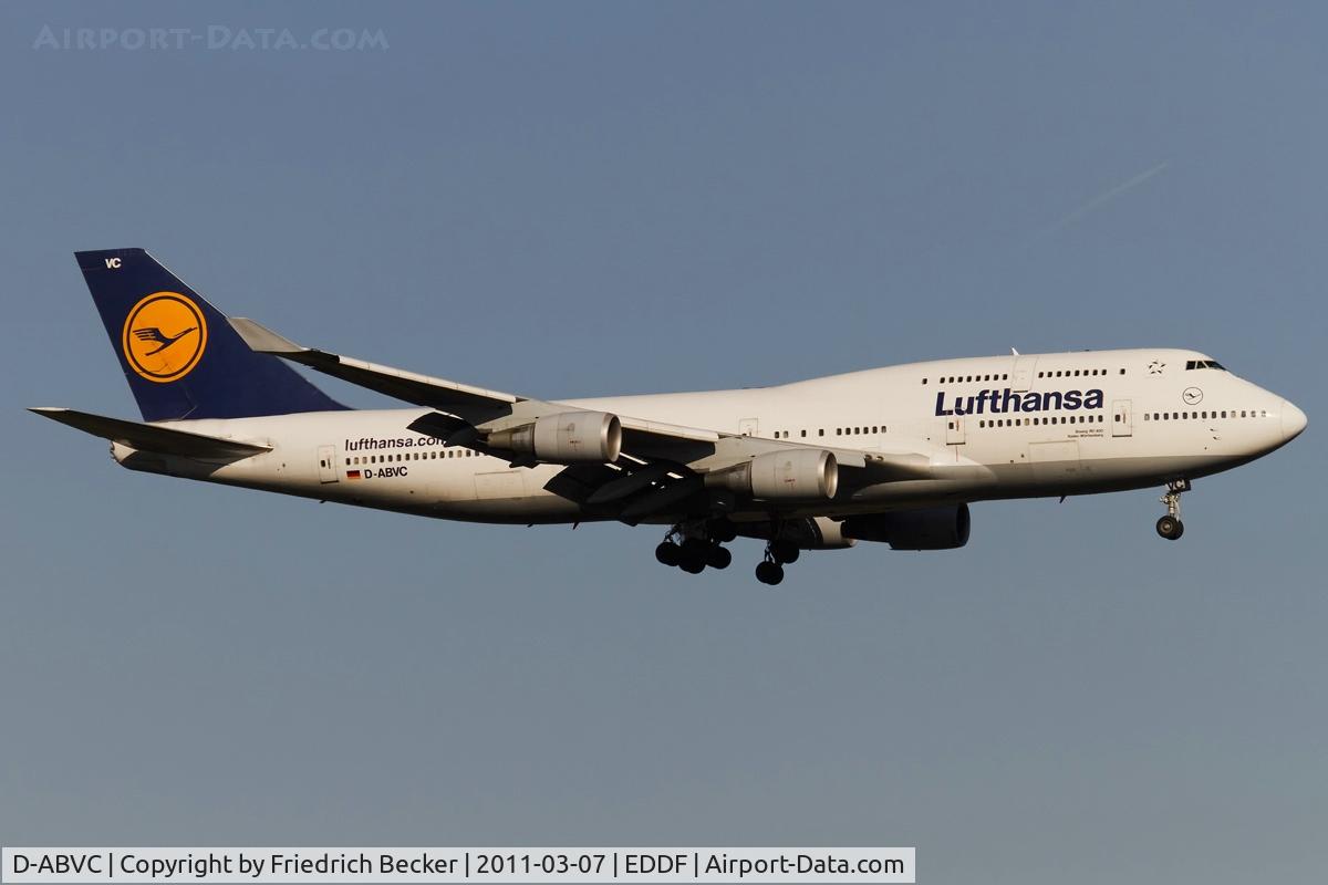 D-ABVC, 1989 Boeing 747-430 C/N 24288, on final