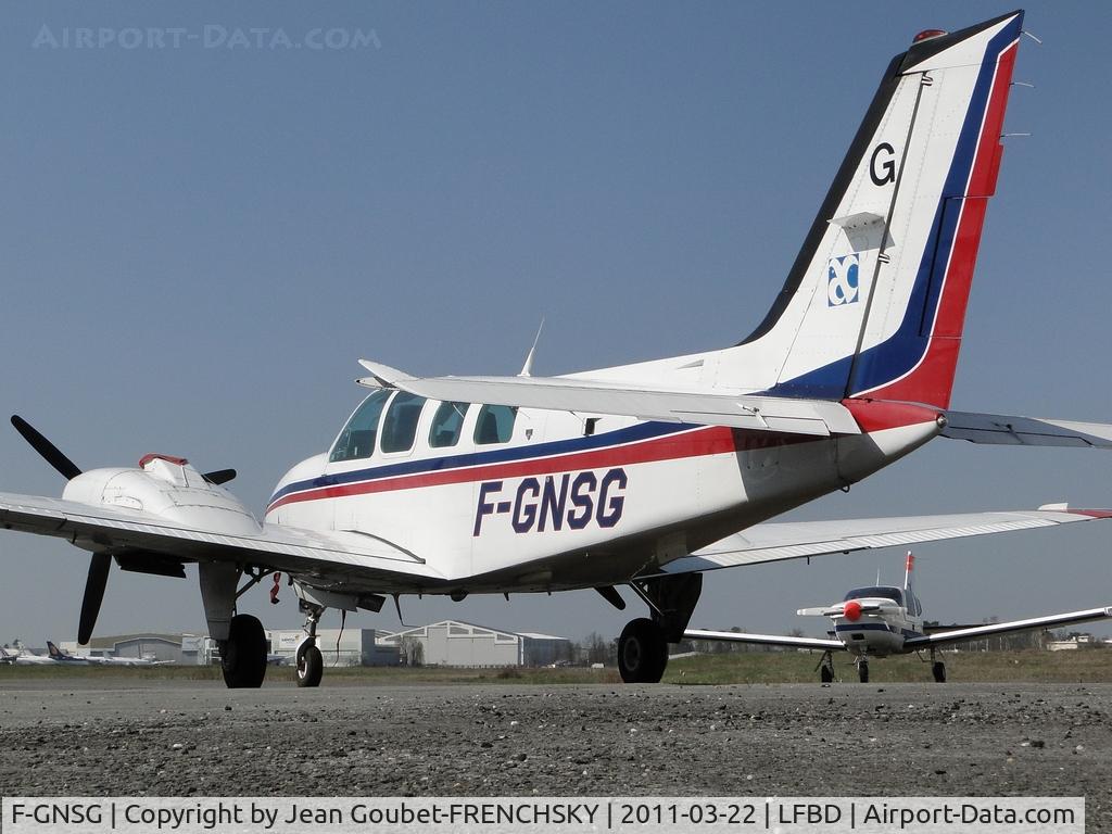 F-GNSG, Beech 58 Baron C/N TH-1734, ENAC