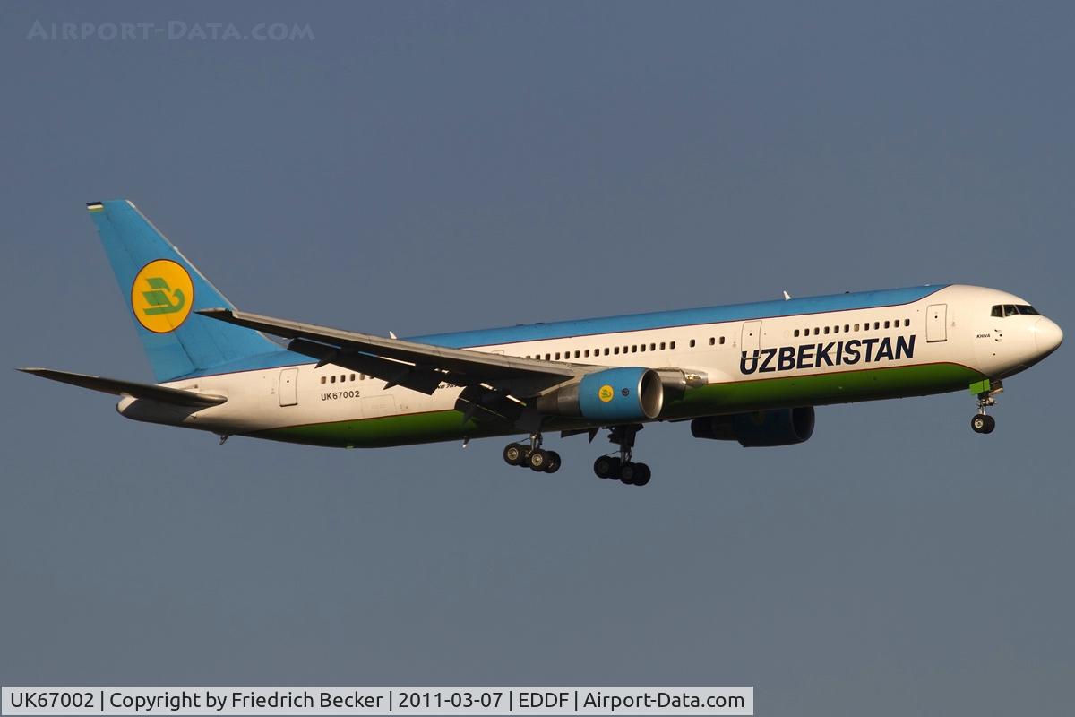 UK67002, 1997 Boeing 767-33P/ER C/N 28392, on final