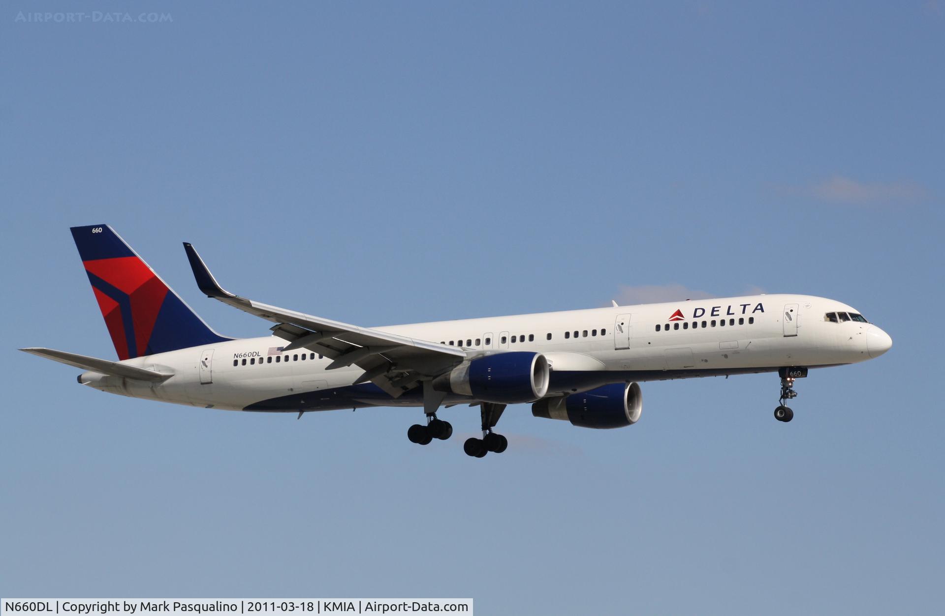 N660DL, 1990 Boeing 757-232 C/N 24422, Boeing 757-200
