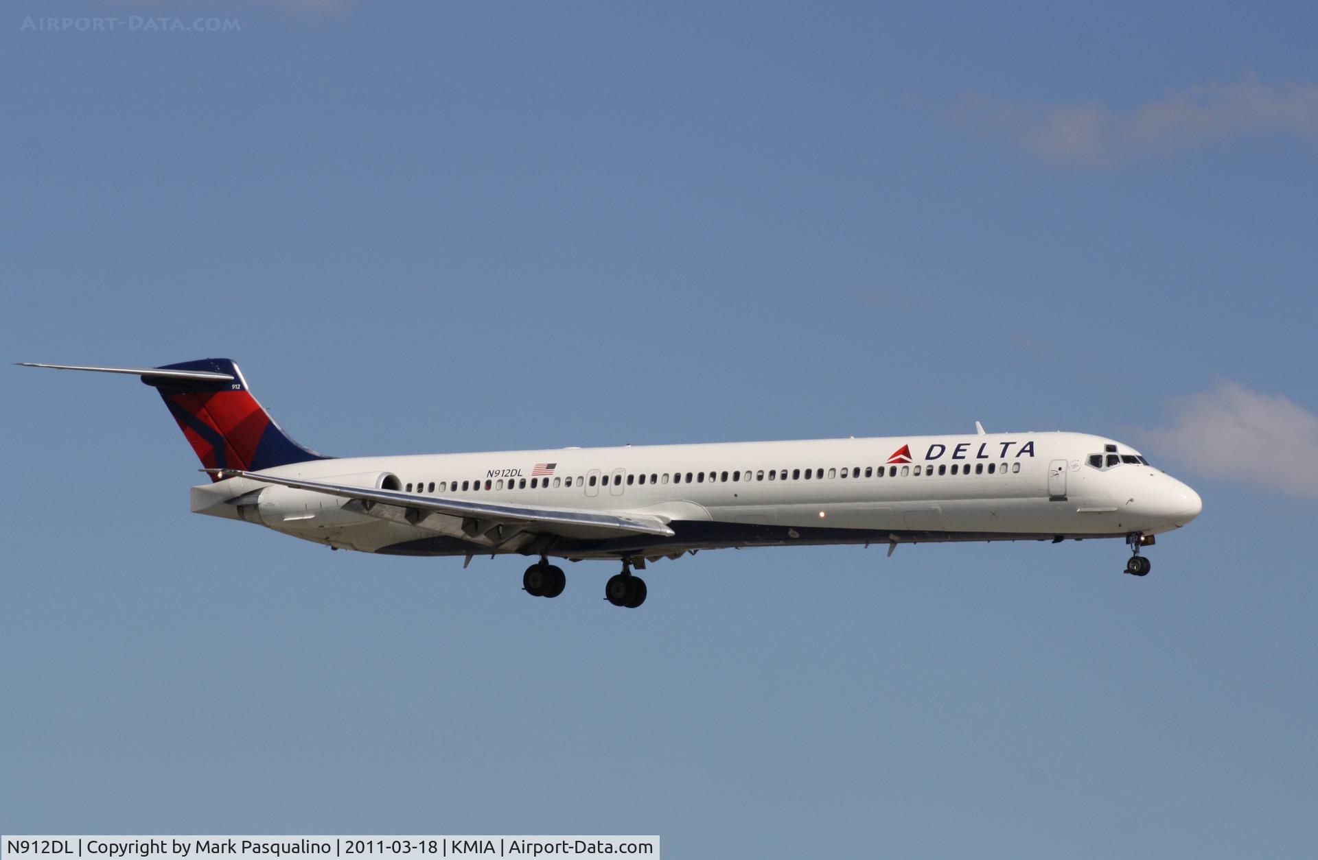 N912DL, 1987 McDonnell Douglas MD-88 C/N 49543, MD-88