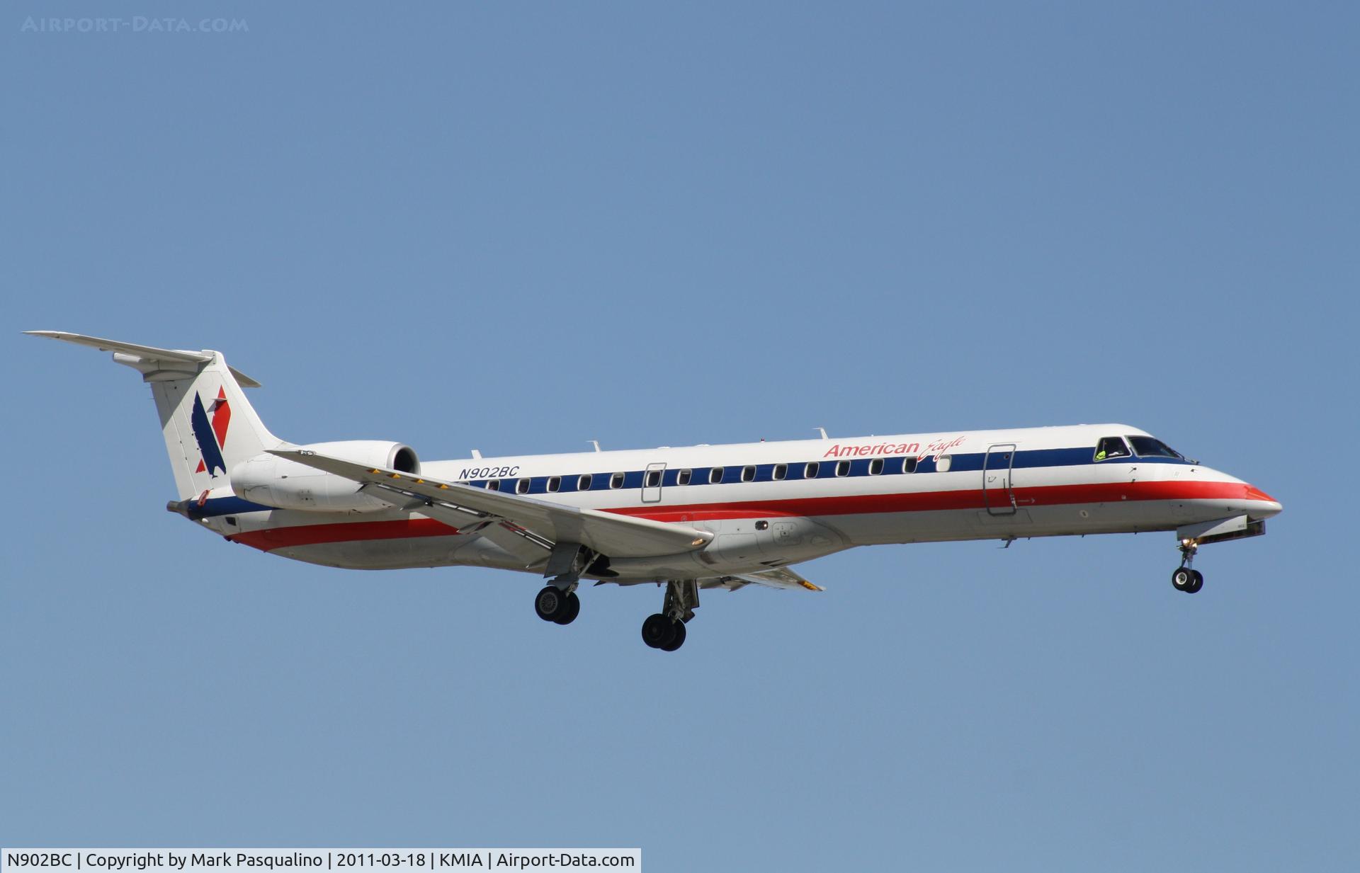 N902BC, 2005 Embraer ERJ-145LR (EMB-145LR) C/N 14500887, EMB-145LR