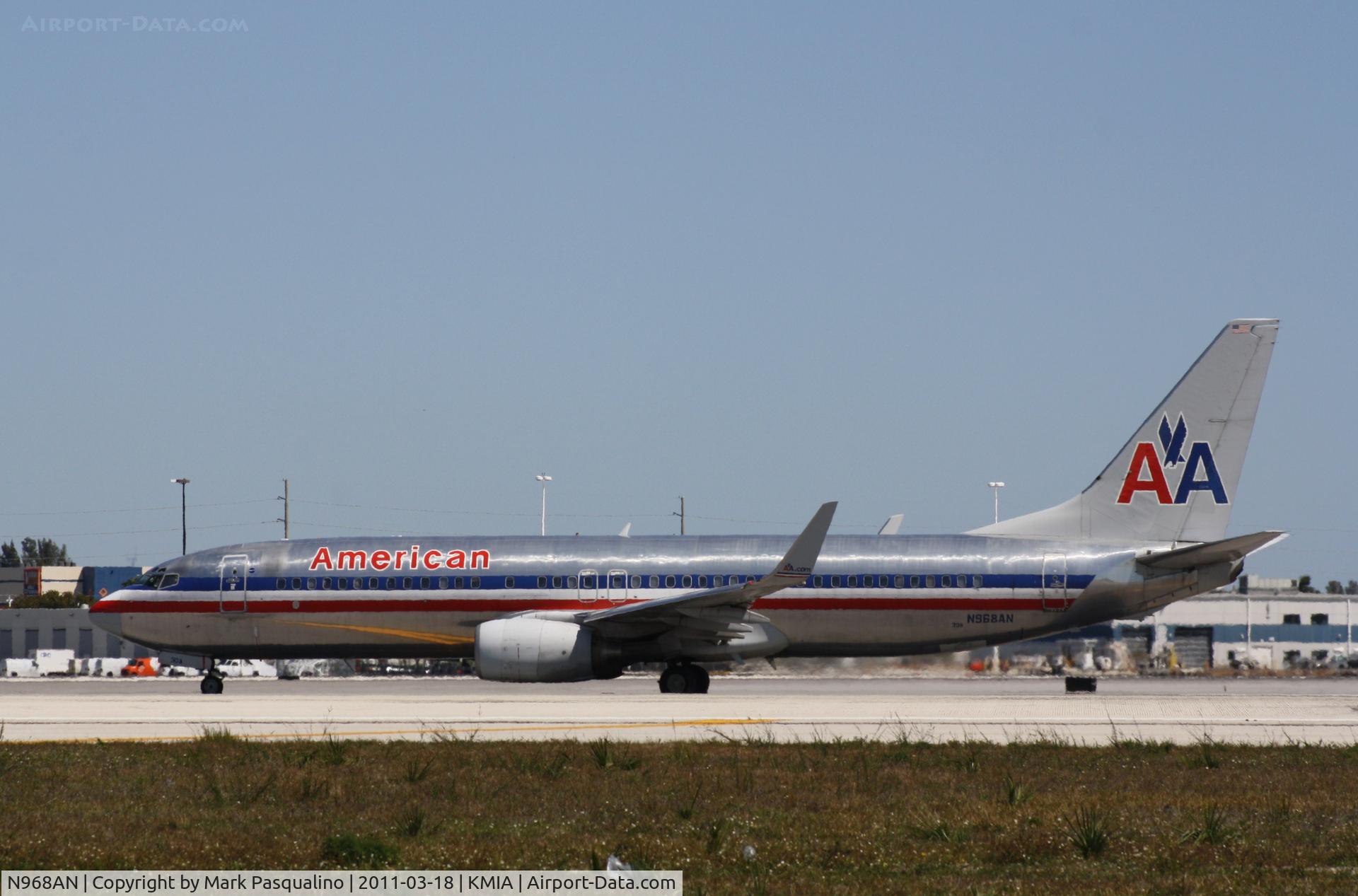 N968AN, 2001 Boeing 737-823 C/N 30095, Boeing 737-800