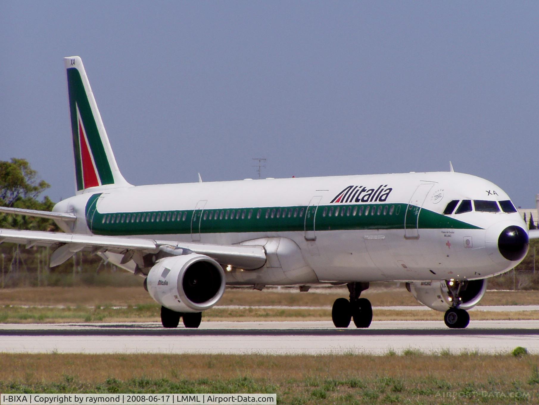 I-BIXA, 1994 Airbus A321-112 C/N 477, A321 I-BIXA Alitalia lining up the runway for take-off.