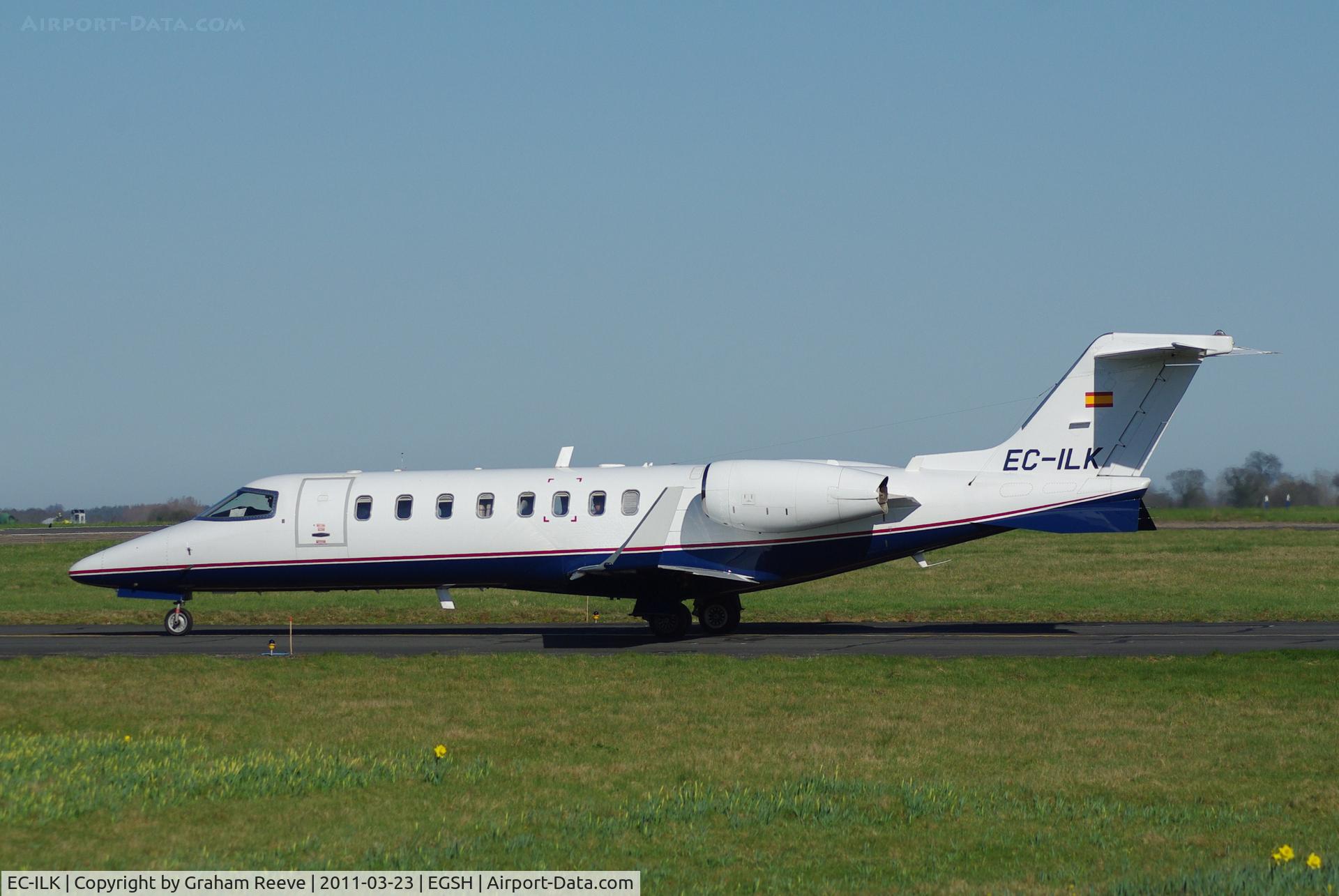 EC-ILK, 1999 Learjet 45 C/N 45-064, About to depart.