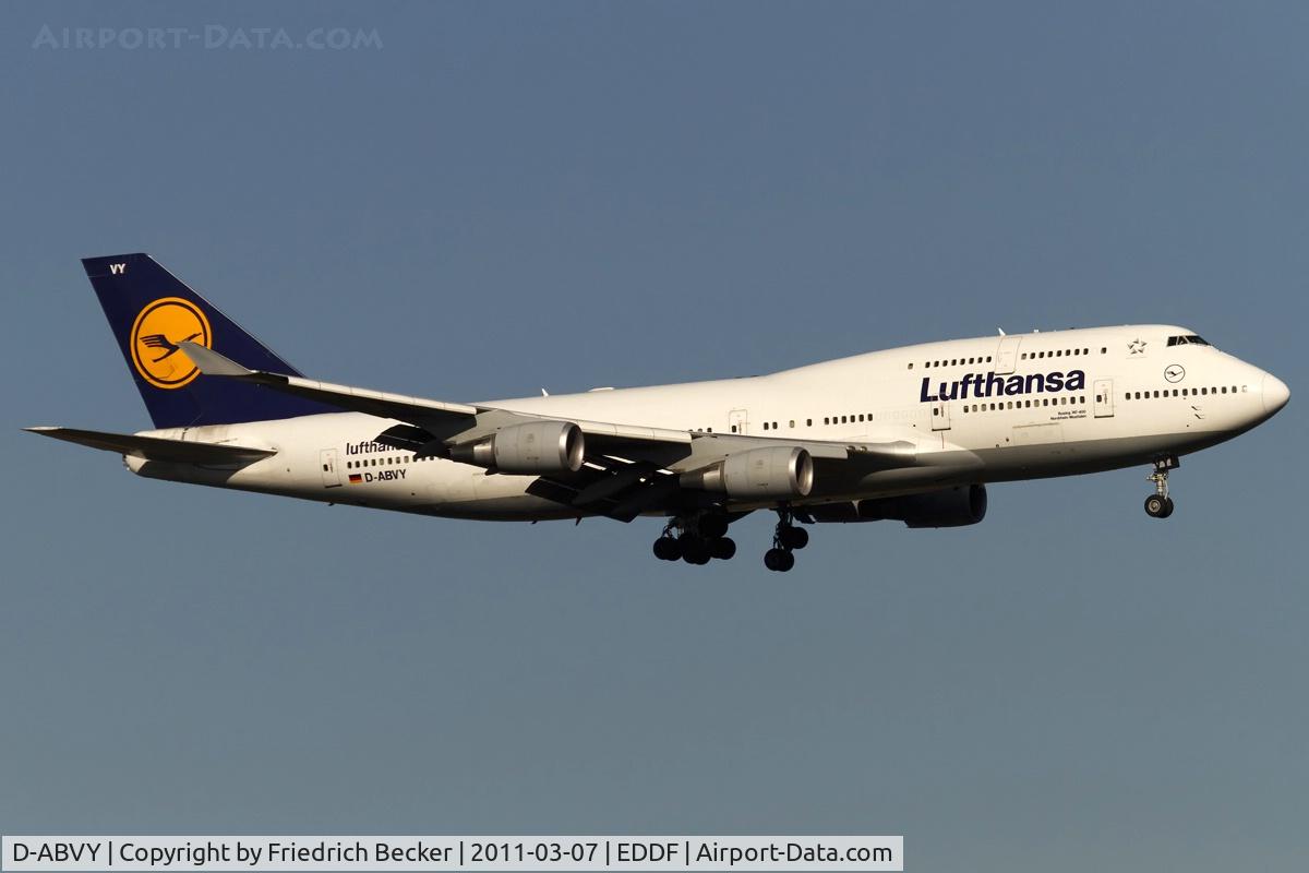 D-ABVY, 2000 Boeing 747-430 C/N 29869, on final