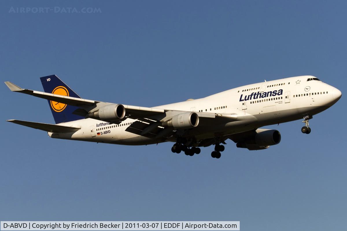 D-ABVD, 1990 Boeing 747-430 C/N 24740, on final