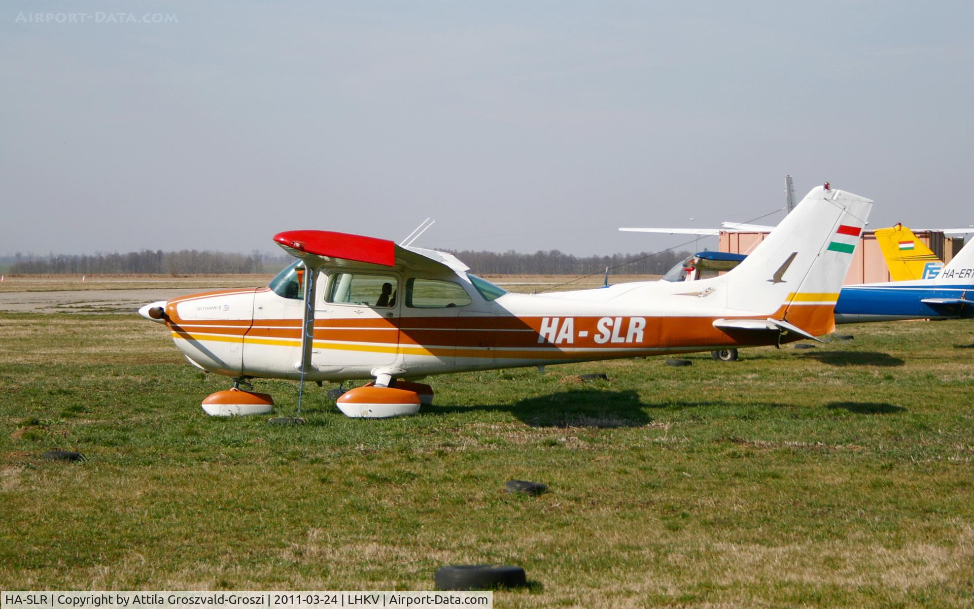HA-SLR, 1978 Cessna 172N C/N 17269338, Kaposujlak Airport, Hungary