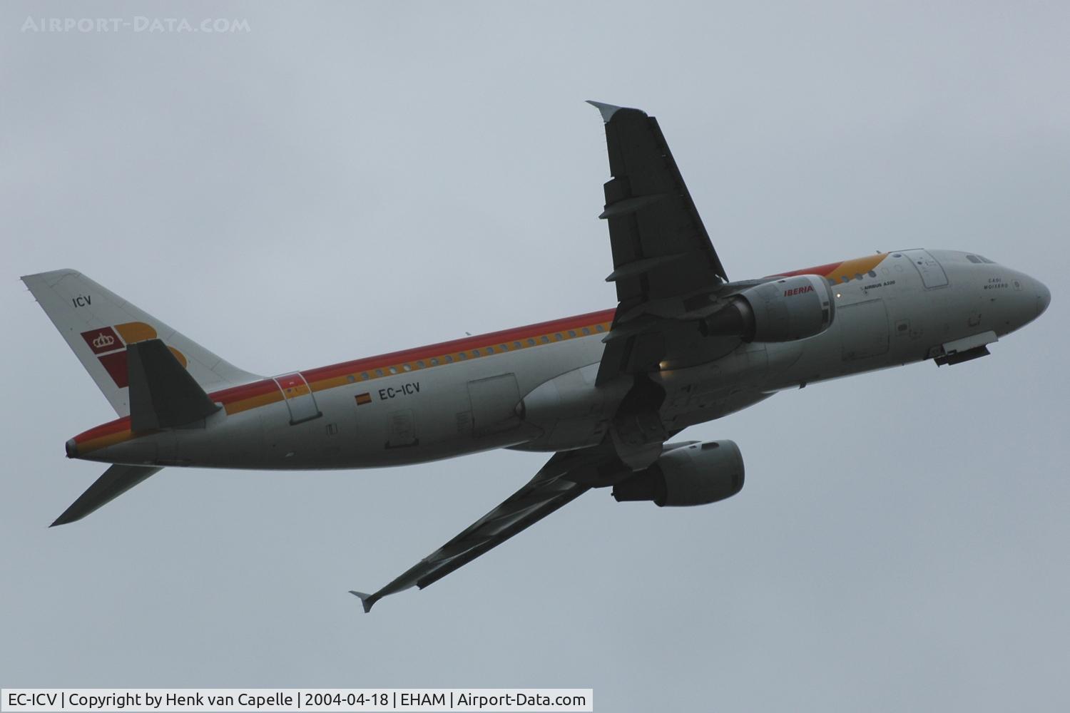 EC-ICV, 1992 Airbus A320-211 C/N 312, Take-off from Schiphol airport, Amsterdam.