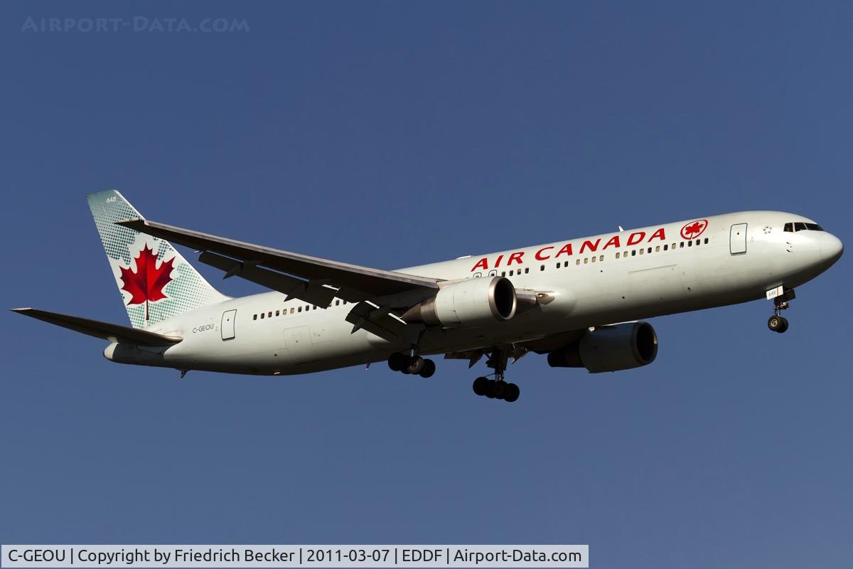 C-GEOU, 1999 Boeing 767-375 C/N 30108, on final