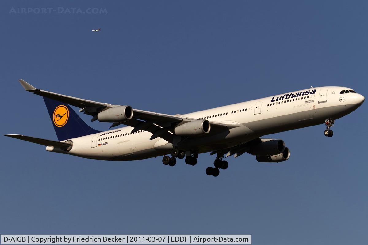 D-AIGB, 1993 Airbus A340-311 C/N 024, on final
