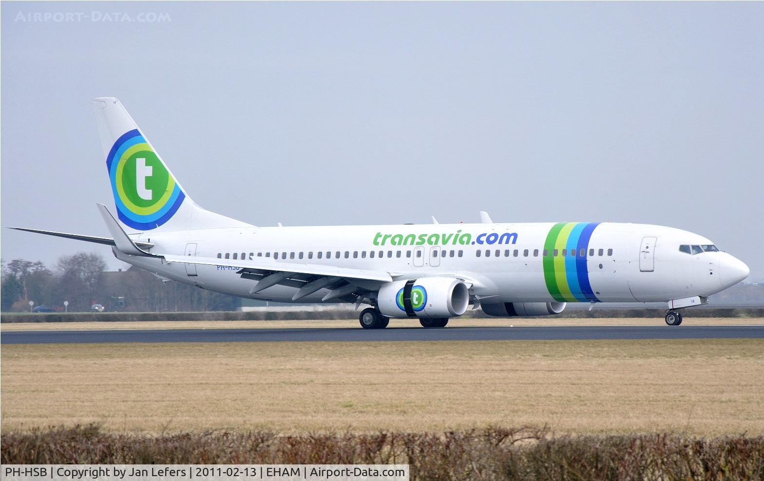 PH-HSB, 2010 Boeing 737-8K2 C/N 34172, Landing on the Polderbaan