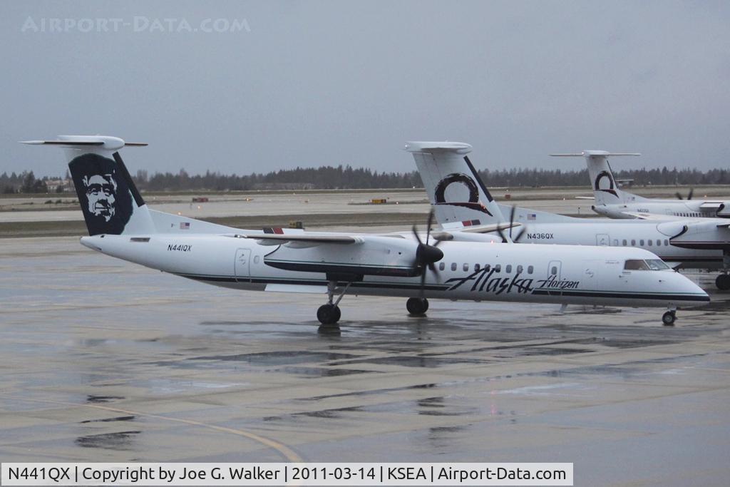 N441QX, 2009 De Havilland Canada DHC-8-402 Dash 8 C/N 4348, First DHC-8-Q400 seen in the new rebranded color scheme for Horizon Air seen on a very soggy Monday morning.