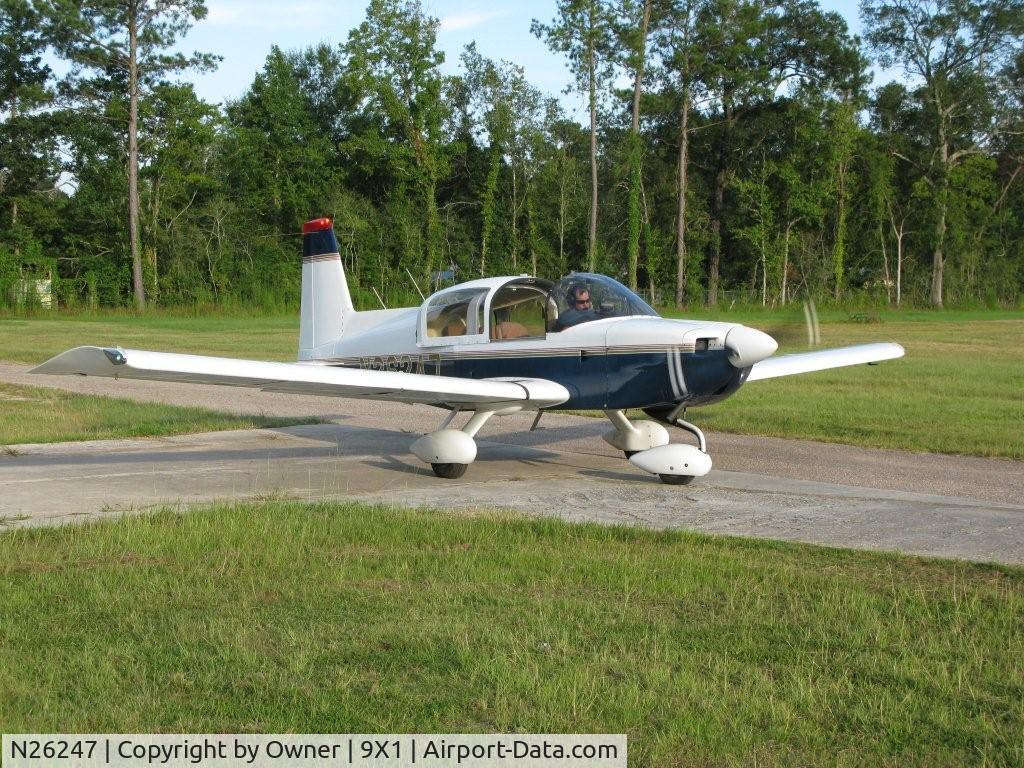 N26247, 1977 Grumman American AA-5A Cheetah C/N AA5A0482, Cheetah leaving Porter, TX