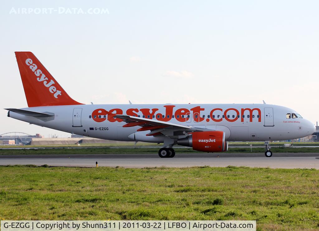 G-EZGG, 2011 Airbus A319-111 C/N 4640, Lining up rwy 14L - additional 'Captain James Walley' titles