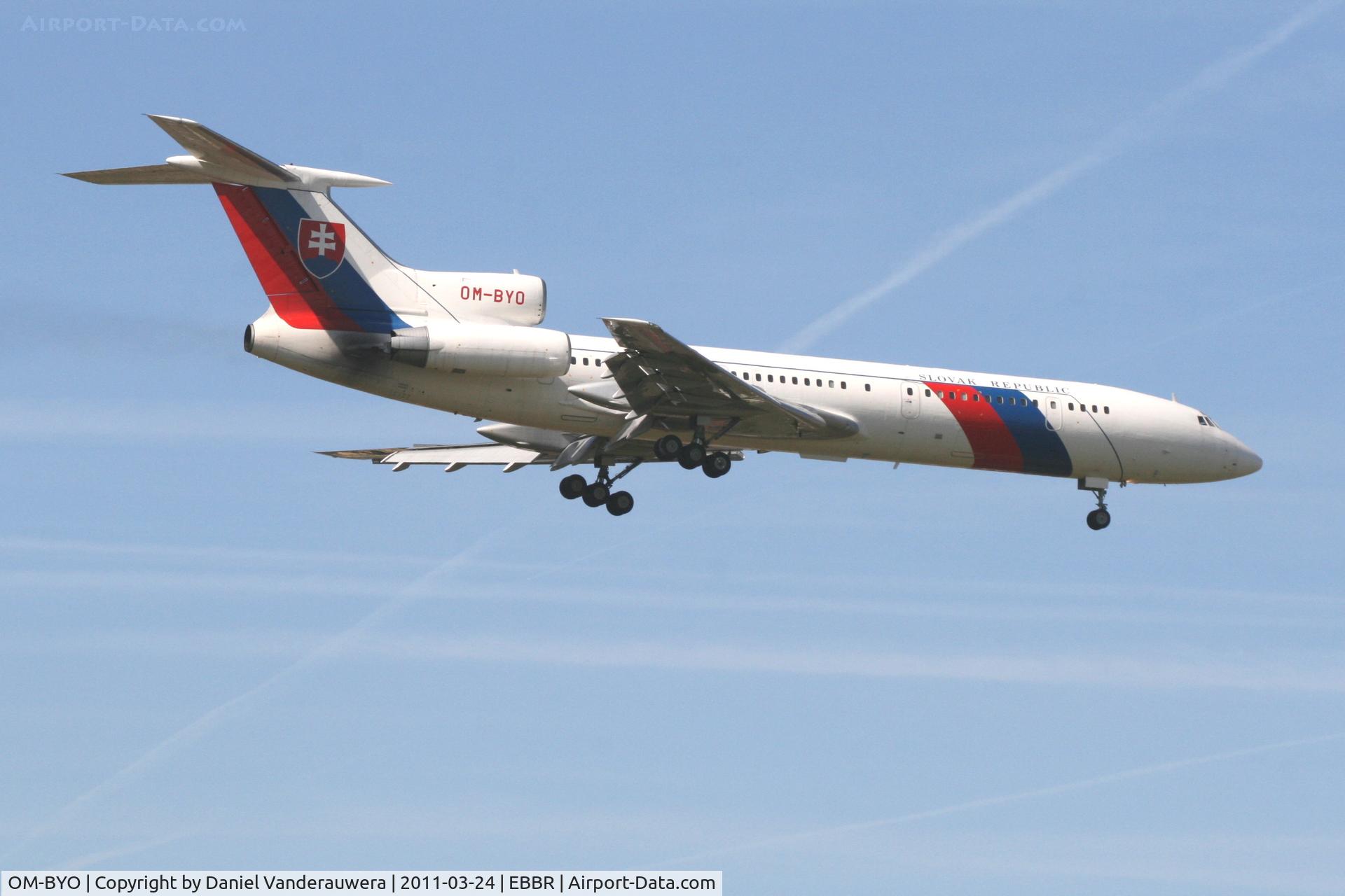 OM-BYO, 1989 Tupolev Tu-154M C/N 89A803, Descending to RWY 02