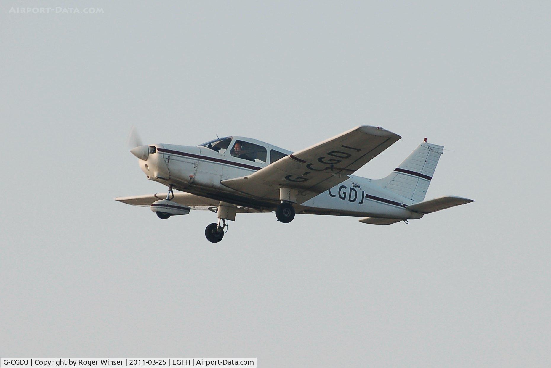 G-CGDJ, 1981 Piper PA-28-161 Cherokee Warrior II C/N 28-8116256, Piper Warrior 11 departing Swansea Airport