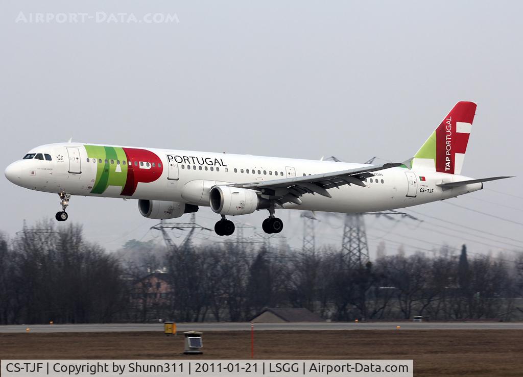 CS-TJF, 2000 Airbus A321-211 C/N 1399, Landing rwy 23
