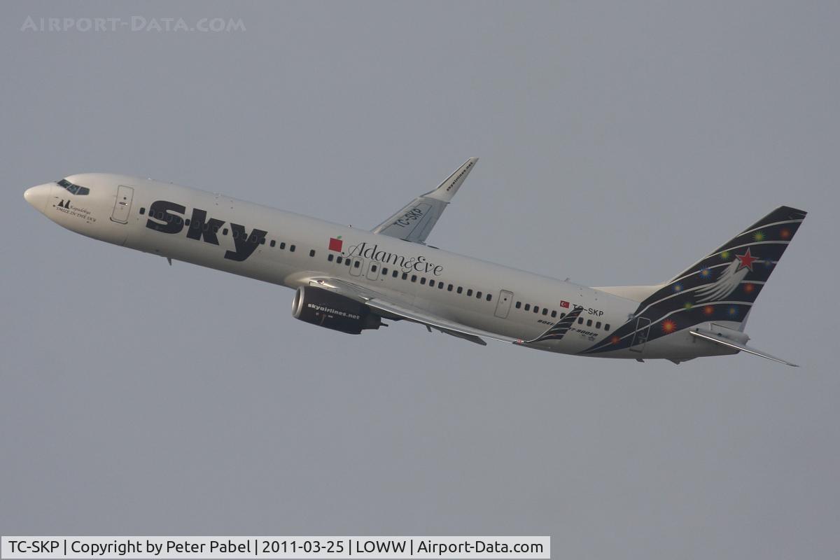 TC-SKP, 2009 Boeing 737-94X/ER C/N 36087, VIE