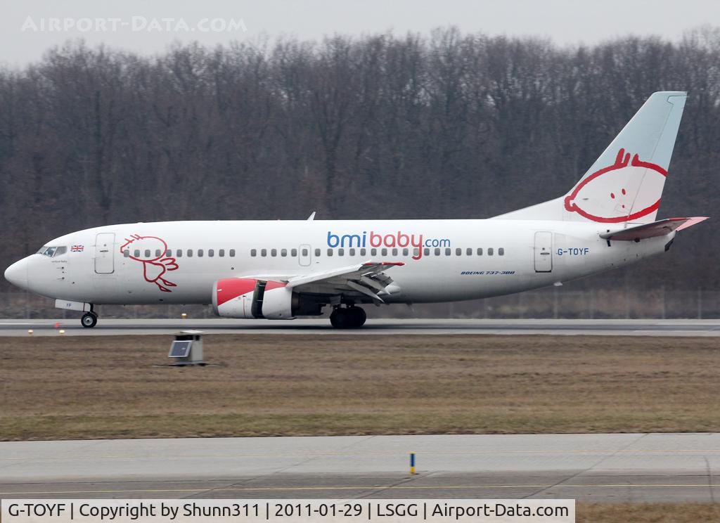 G-TOYF, 1997 Boeing 737-36N C/N 28557, Landing rwy 23
