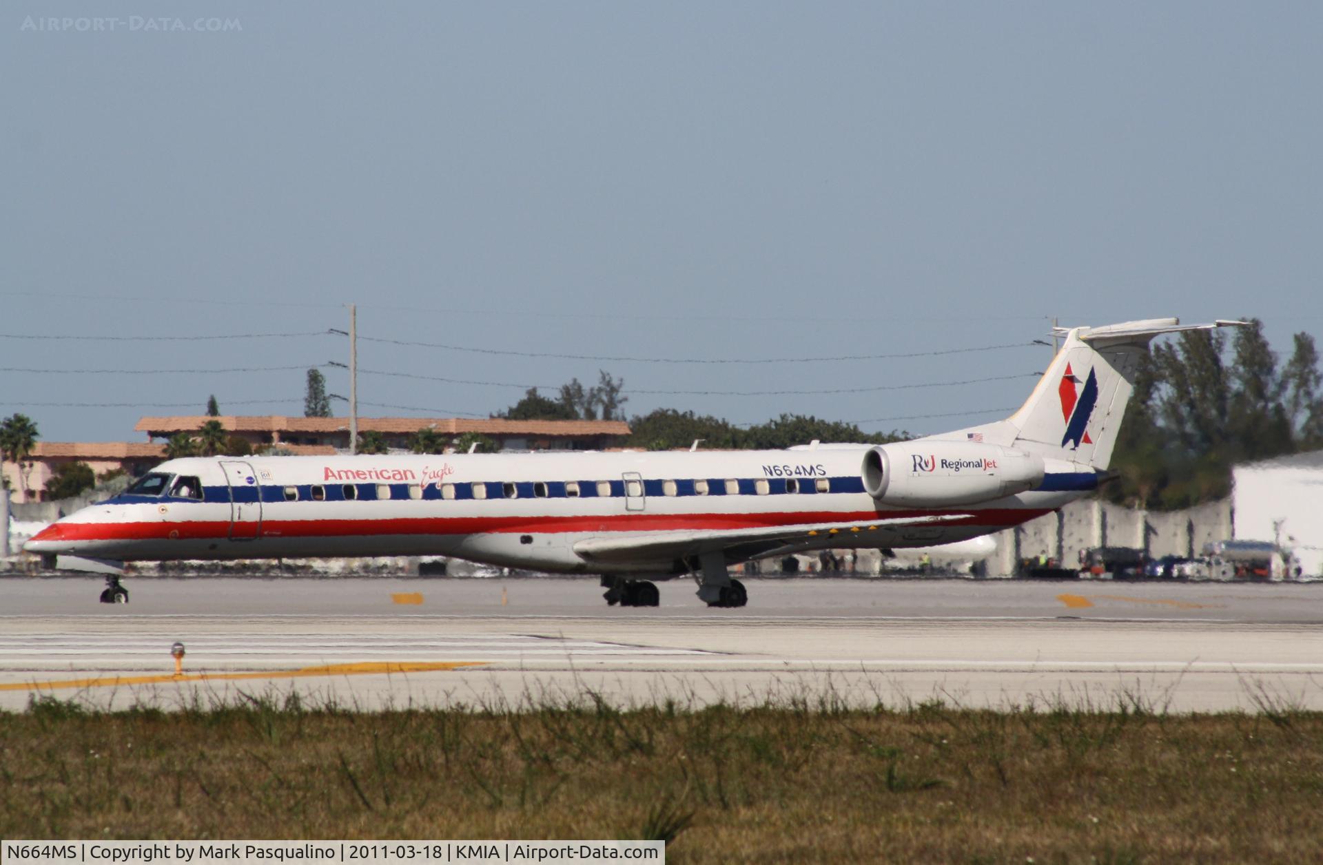 N664MS, 2004 Embraer ERJ-145LR (EMB-145LR) C/N 145779, EMB-145LR