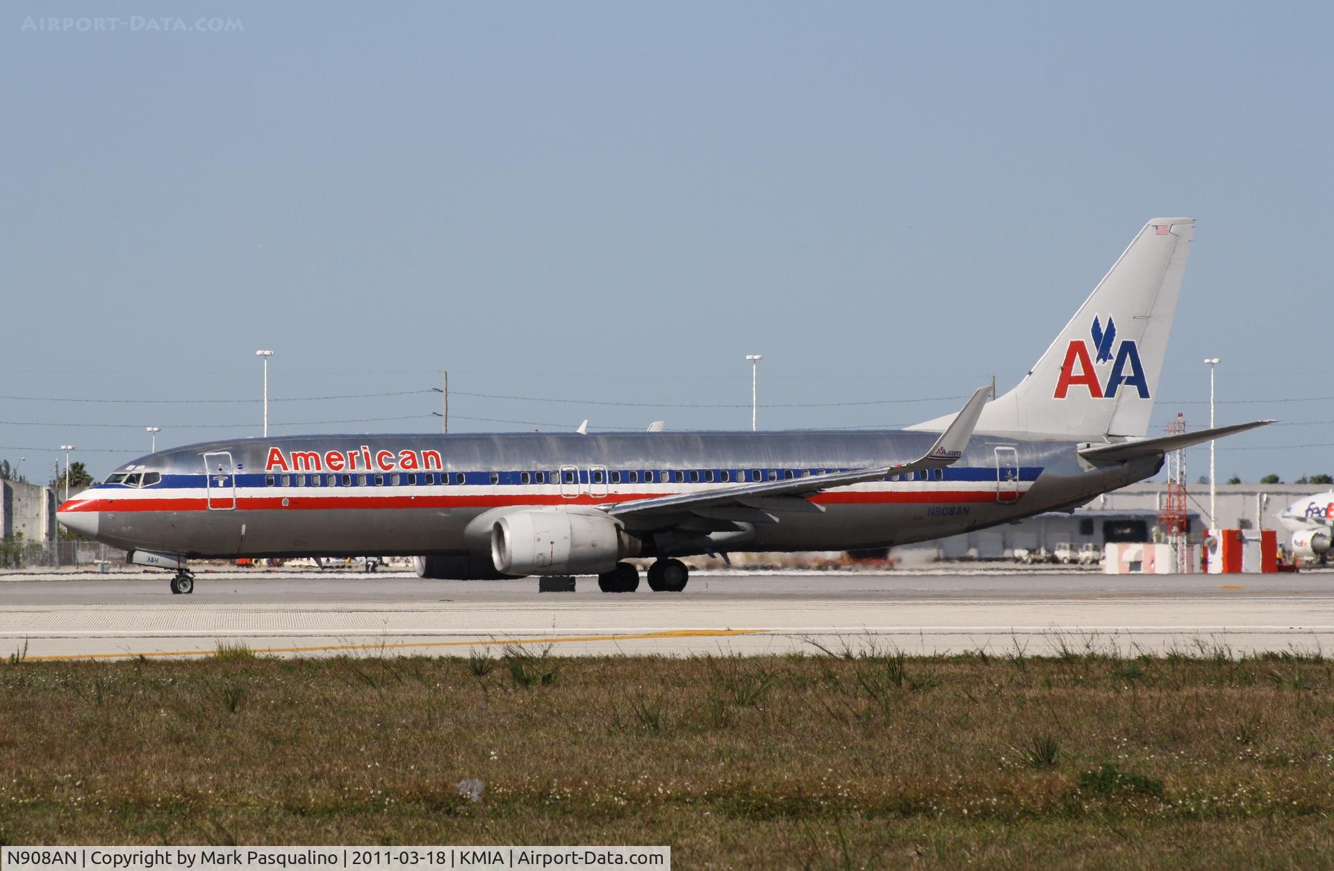 N908AN, 1999 Boeing 737-823 C/N 29510, Boeing 737-800