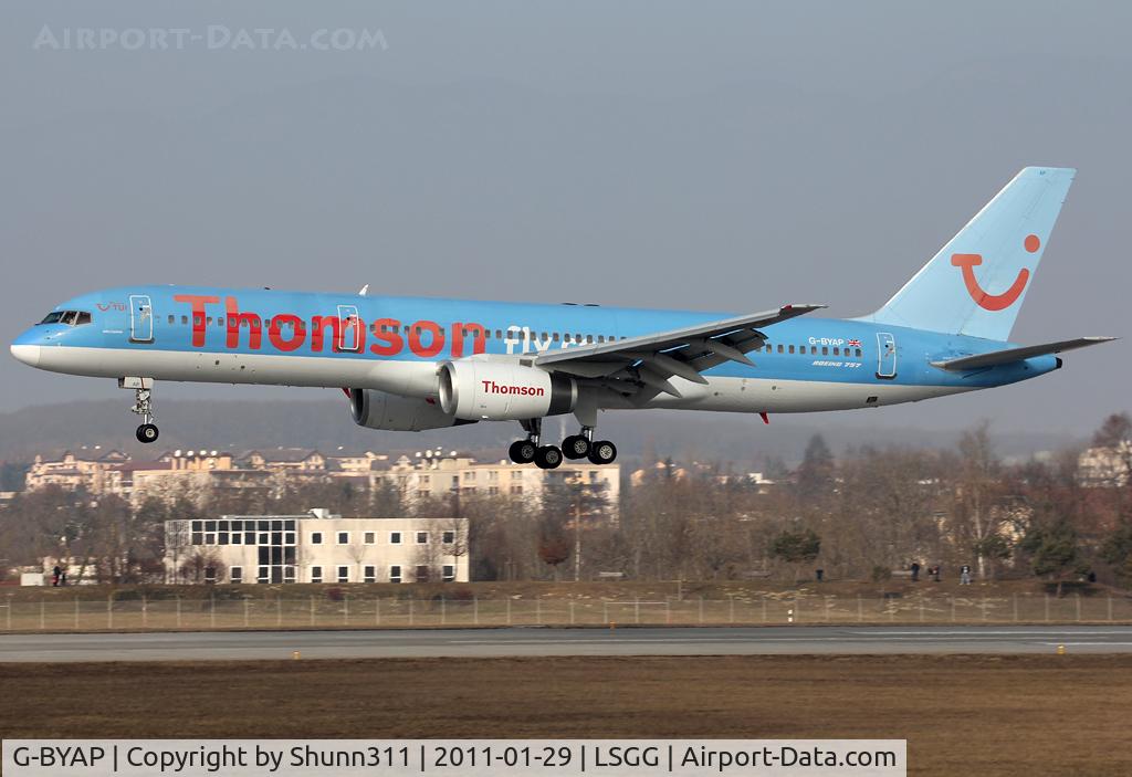 G-BYAP, 1994 Boeing 757-204 C/N 27236, Landing rwy 23