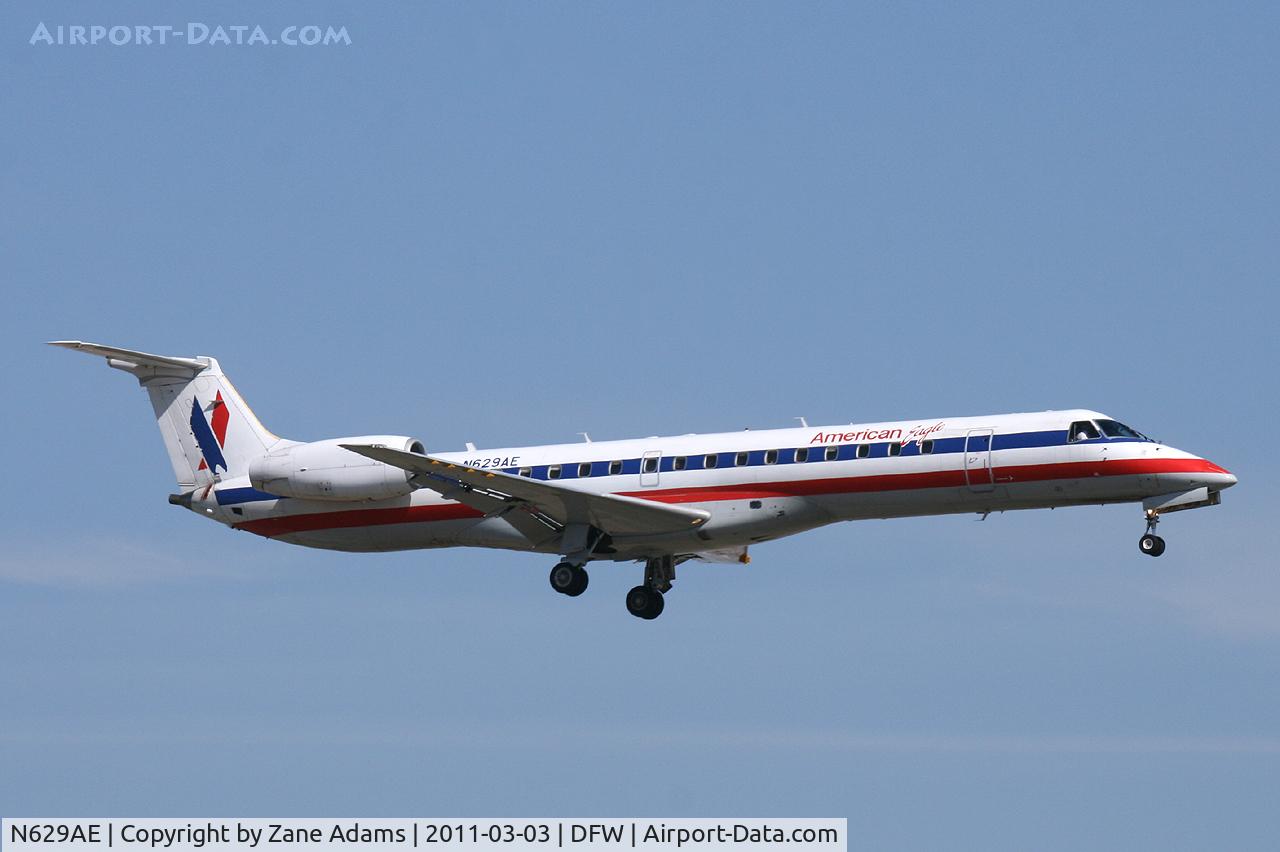 N629AE, 1999 Embraer ERJ-145LR (EMB-145LR) C/N 145130, American Eagle at DFW Airport