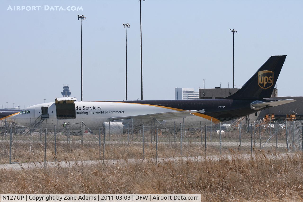 N127UP, 2000 Airbus A300F4-622R C/N 0811, On the UPS Ramp at DFW Airport
