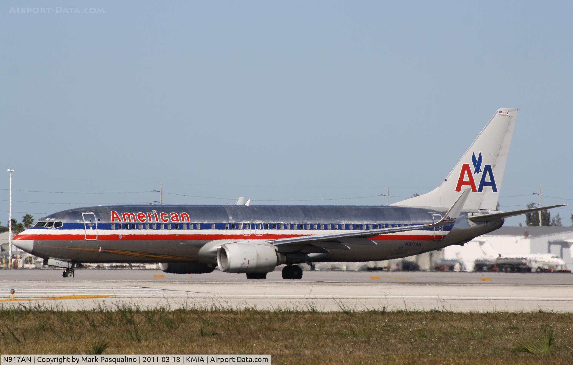 N917AN, 1999 Boeing 737-823 C/N 29518, Boeing 737-800