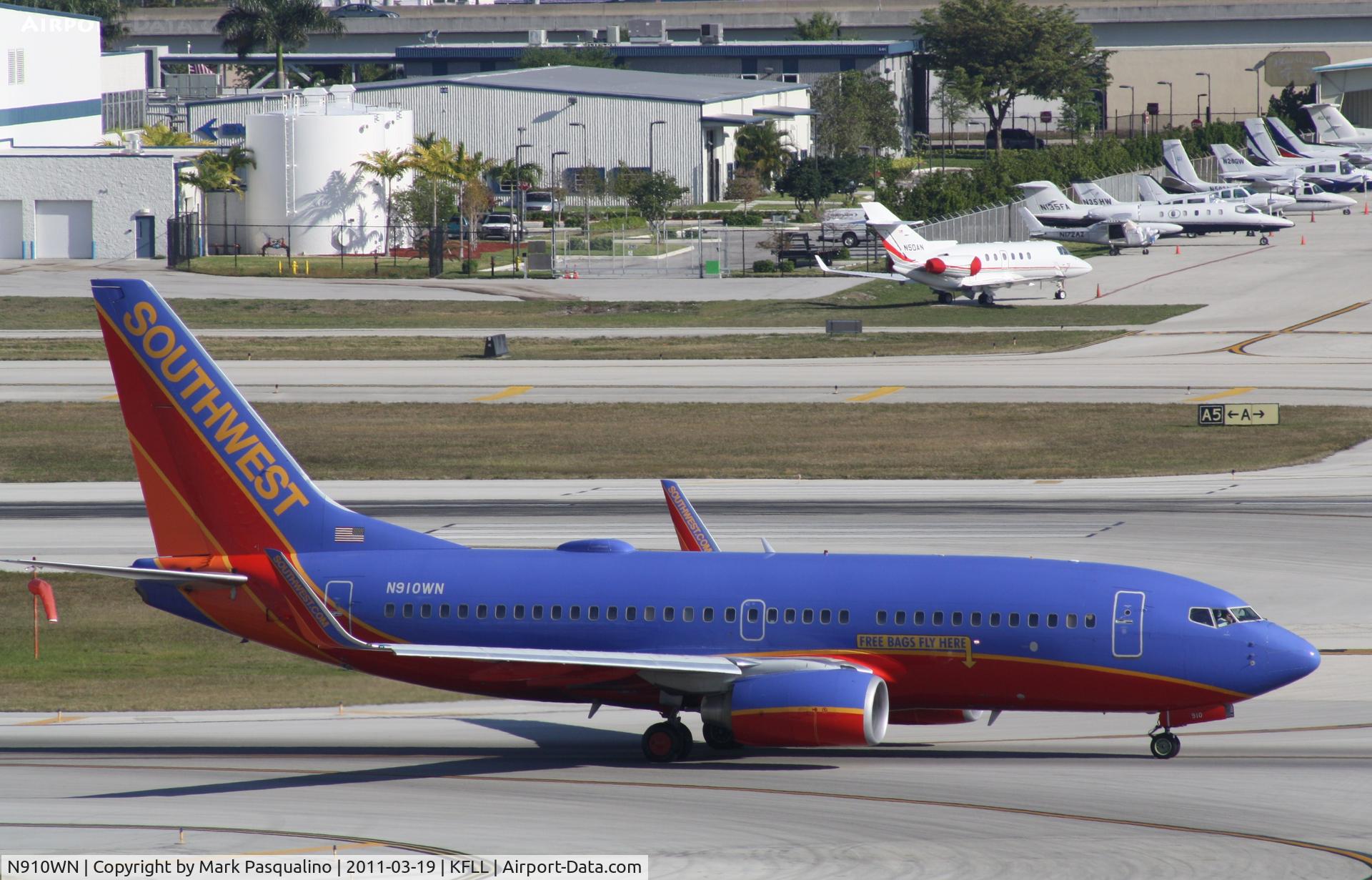 N910WN, 2008 Boeing 737-7H4 C/N 36618, Boeing 737-700