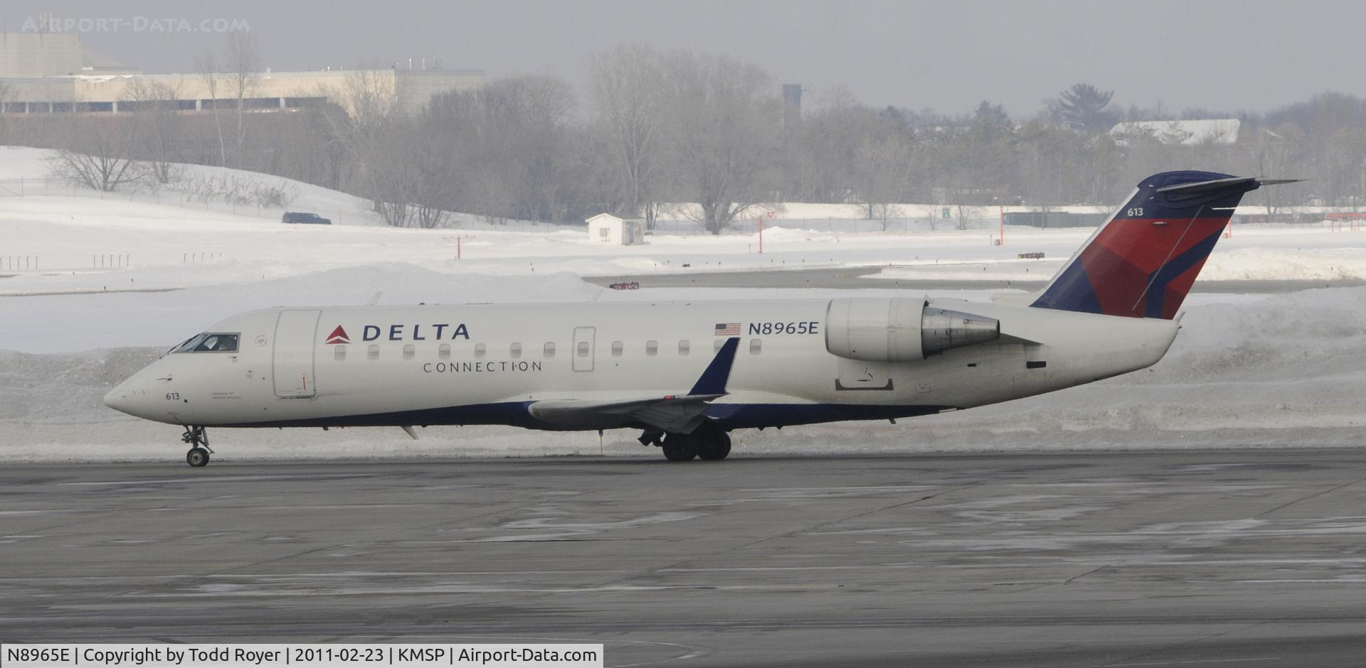 N8965E, 2004 Bombardier CRJ-200 (CL-600-2B19) C/N 7965, Delta