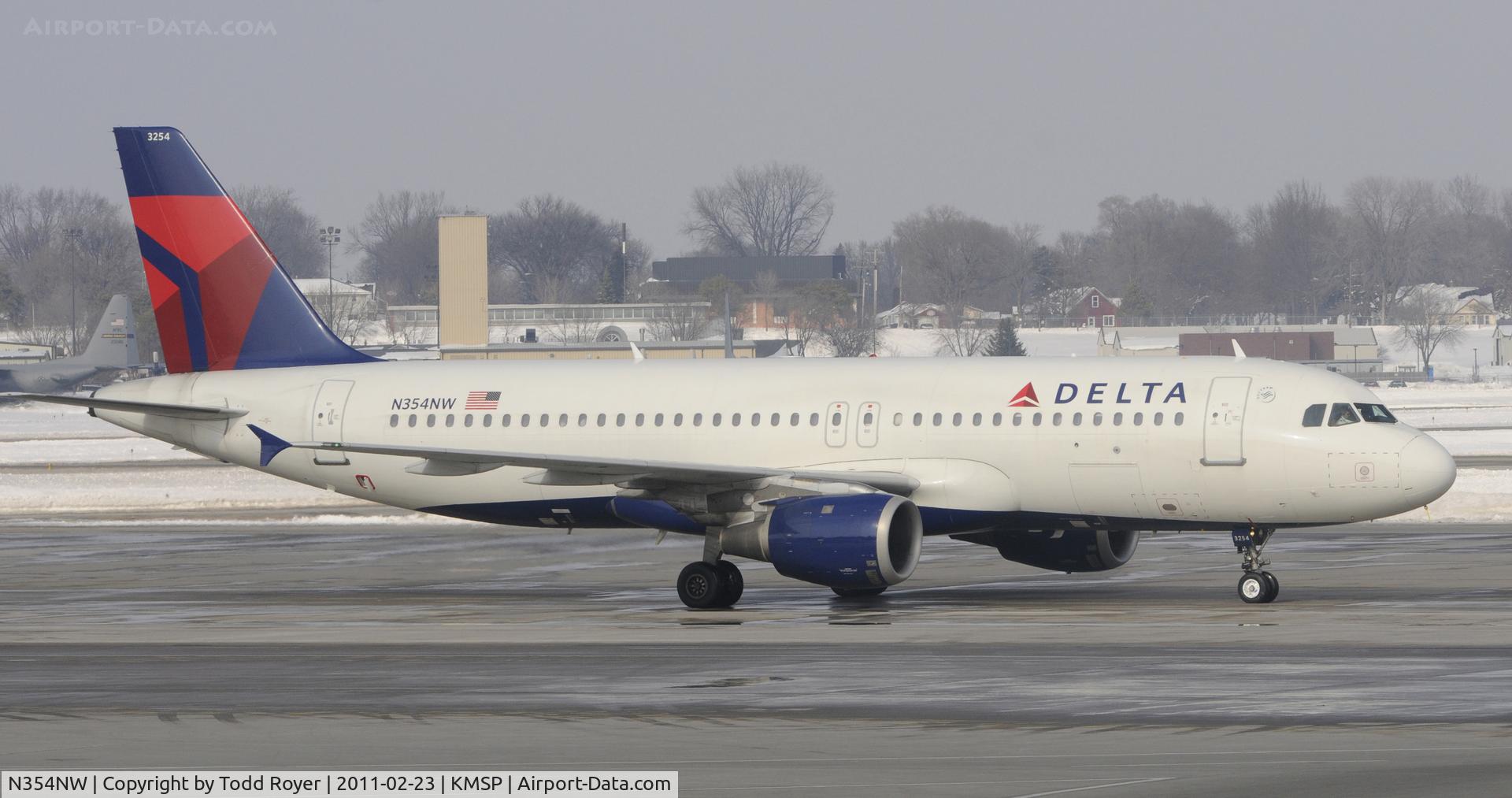 N354NW, 1998 Airbus A320-212 C/N 801, Delta