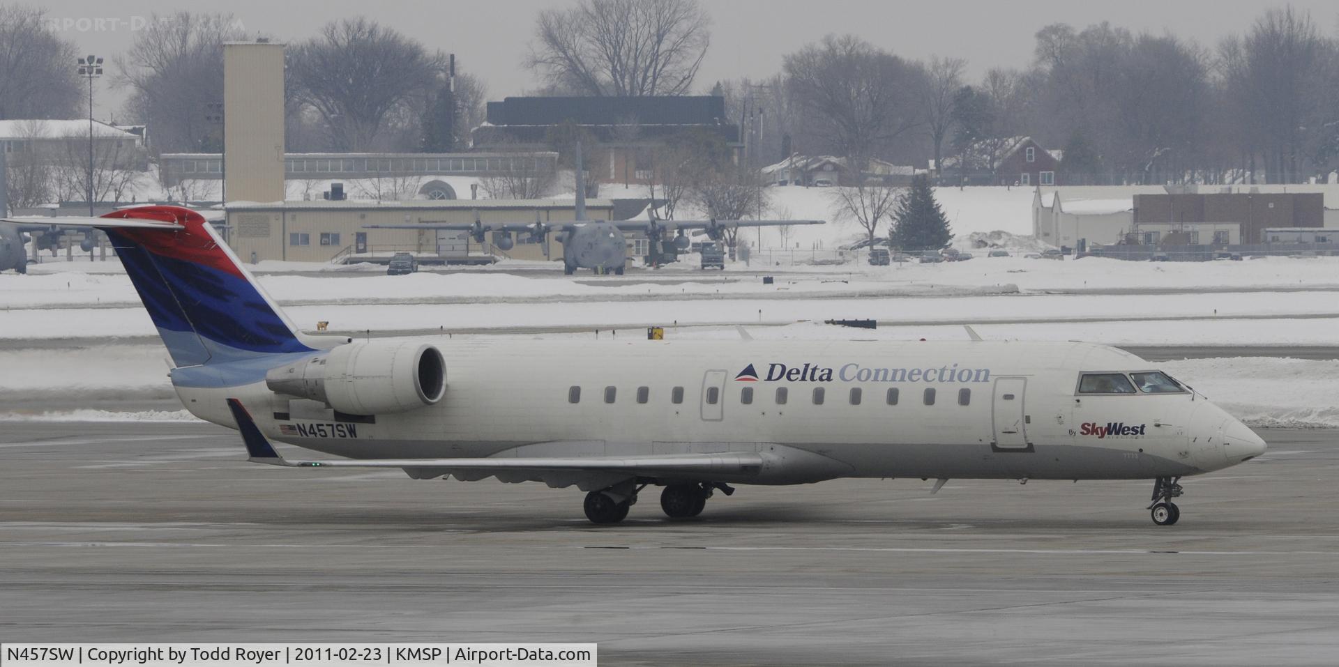N457SW, 2003 Canadair CL-600-2B19 Regional Jet CRJ-200LR C/N 7773, Delta
