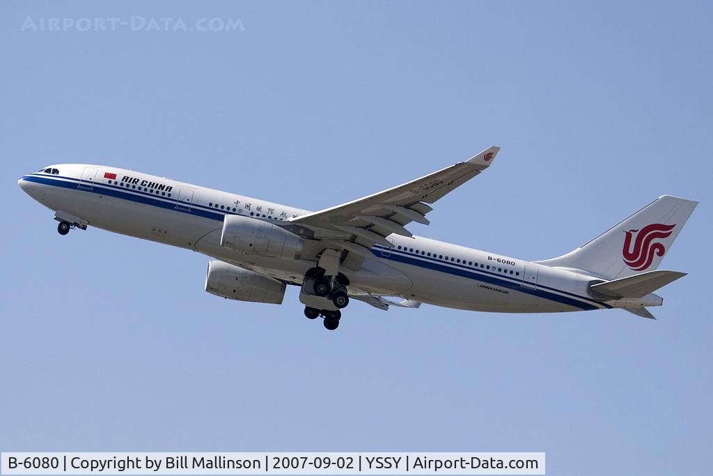B-6080, 2007 Airbus A330-243 C/N 815, off from 16L