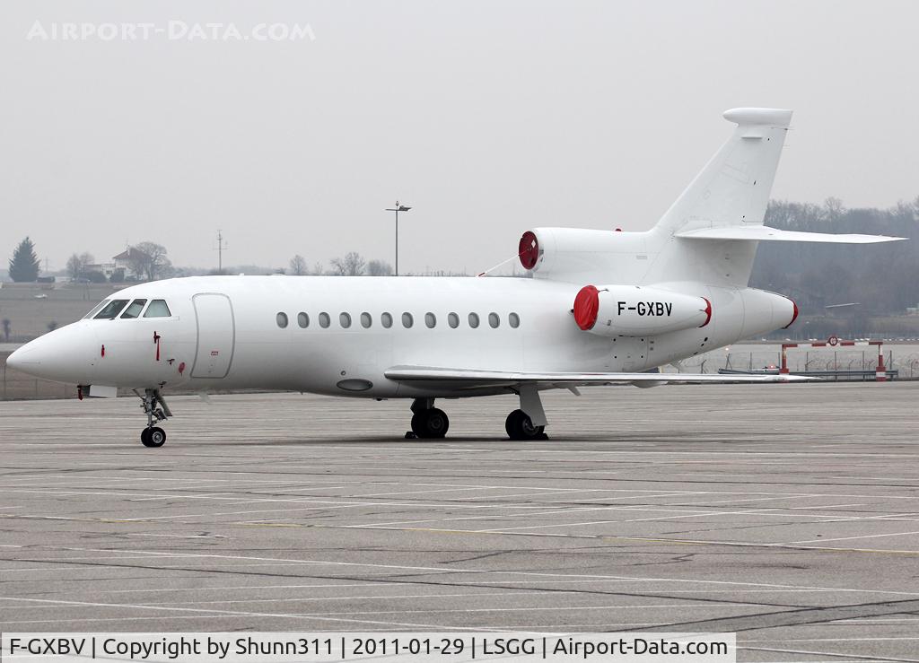 F-GXBV, 2000 Dassault Falcon 900EX C/N 75, Parked...