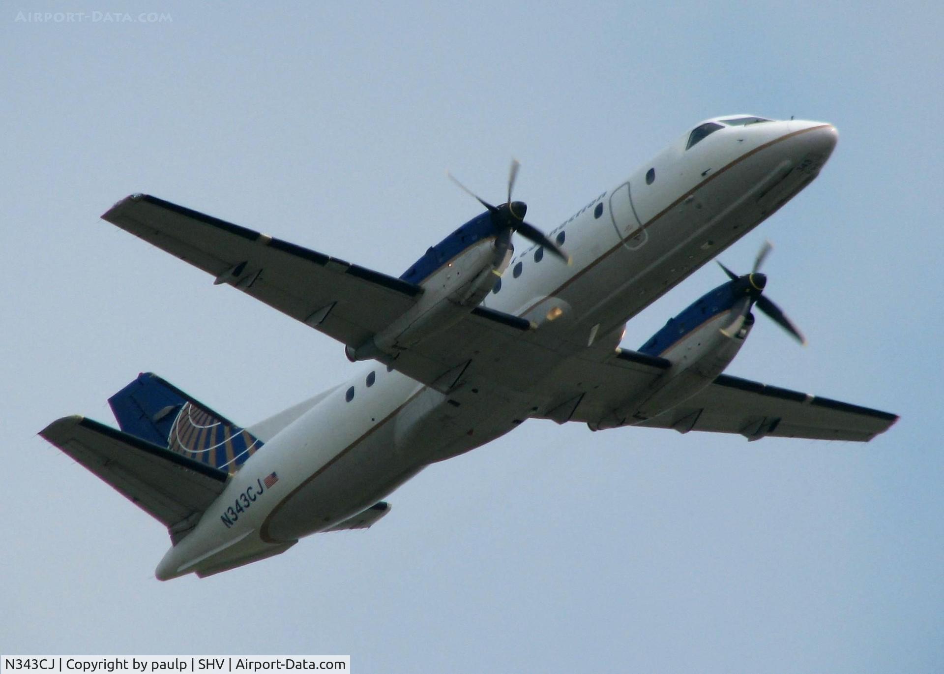 N343CJ, Saab 340B C/N 340B-343, Off of Rwy 14 at Shreveport Regional.