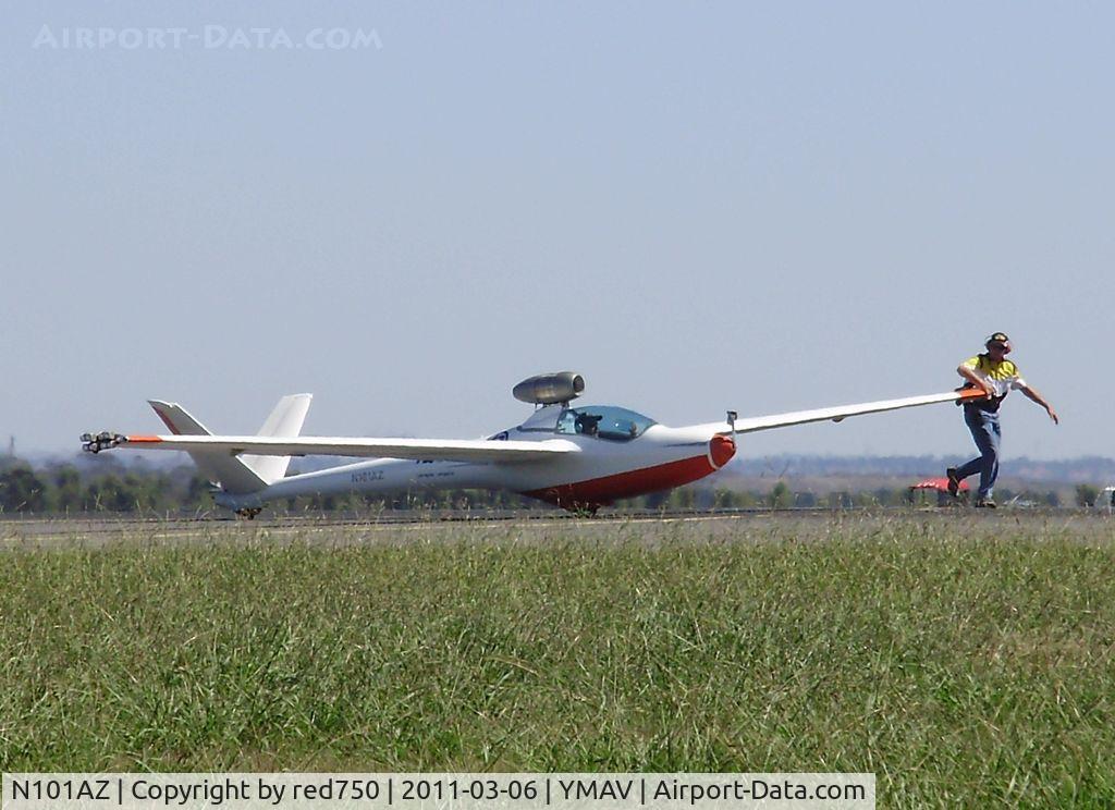 N101AZ, 1984 Start & Flug H101 Salto C/N 60, Bob Carlton's Salto jet powered glider at Avalon Air Show 2011