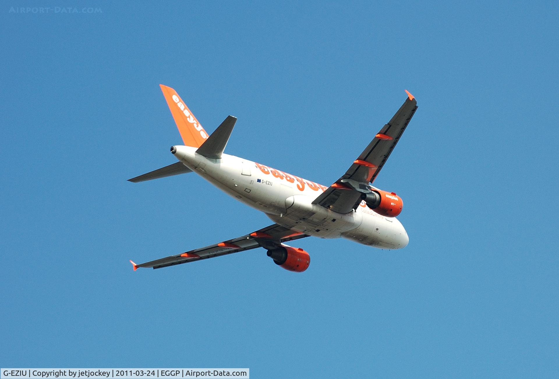 G-EZIU, 2005 Airbus A319-111 C/N 2548, Banking after departure from Liverpool John Lennon