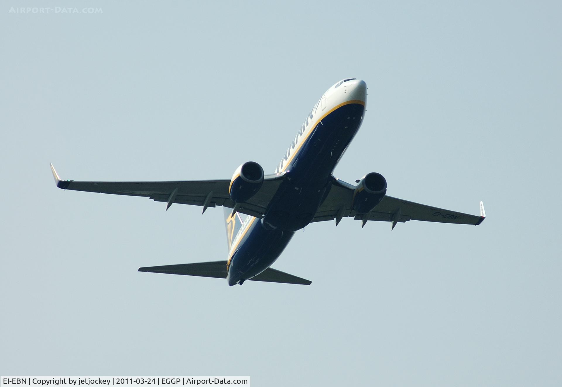 EI-EBN, 2009 Boeing 737-8AS C/N 35003, Climbing out of Liverpool John Lennon