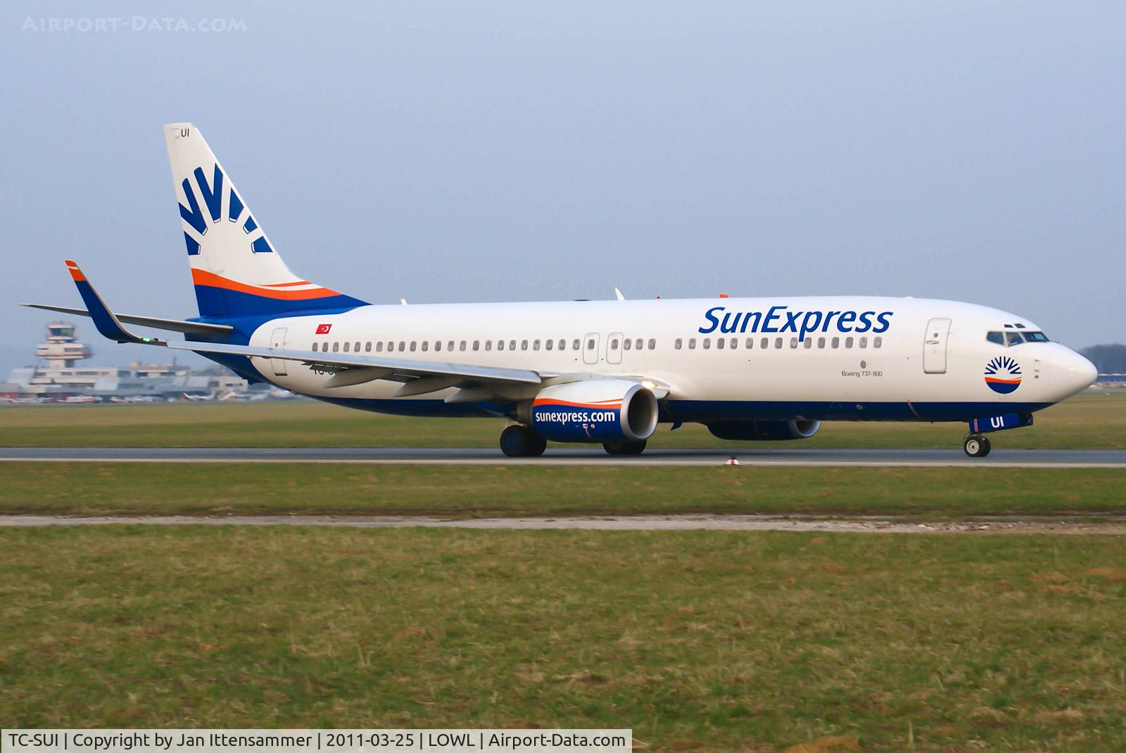 TC-SUI, 2003 Boeing 737-8CX C/N 32367, TC-SUI @ LOWL