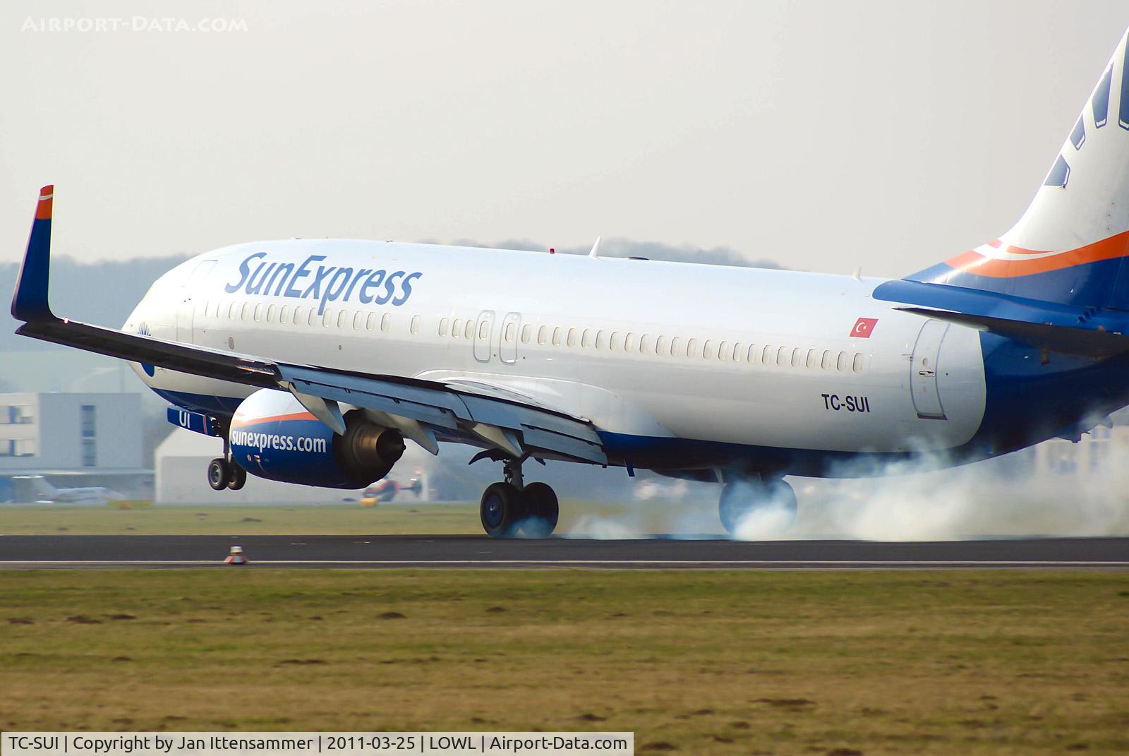 TC-SUI, 2003 Boeing 737-8CX C/N 32367, TC-SUI @ LOWL