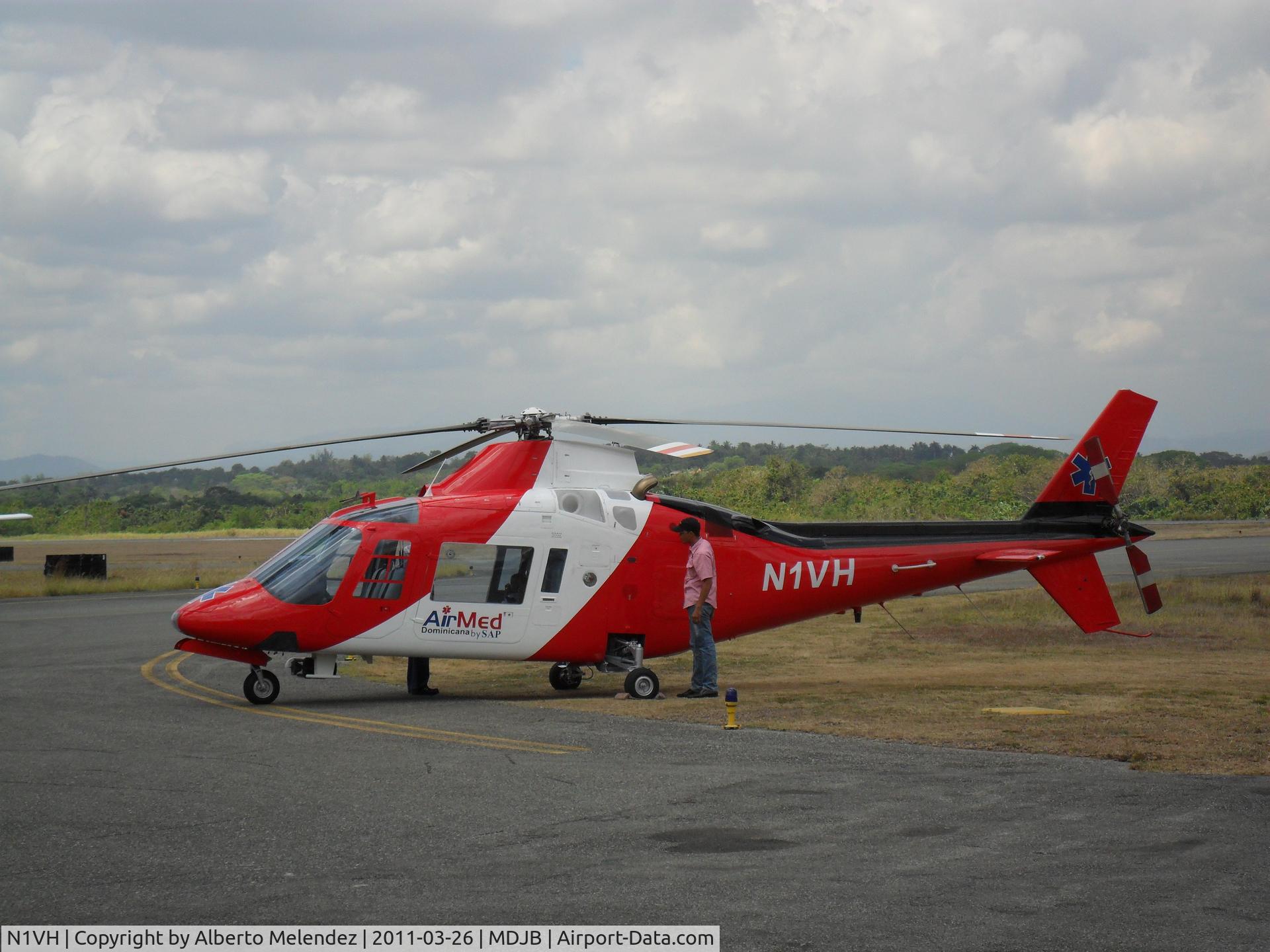 N1VH, 1985 Agusta A109A II C/N 7273, AIRMED