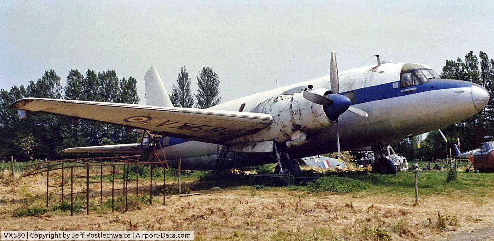 VX580, 1950 Vickers 659 Valetta C2 C/N 432, Taken at Flixton UK ?
Scan from print.