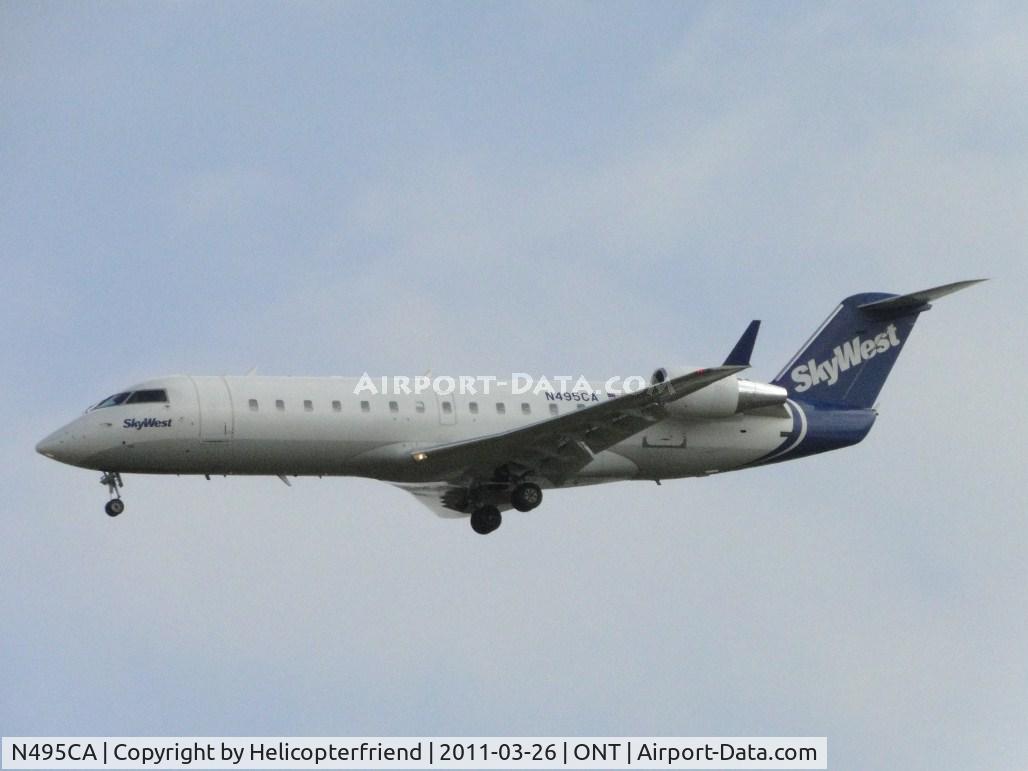 N495CA, 2003 Bombardier CRJ-200ER (CL-600-2B19) C/N 7774, On final to runway 26R