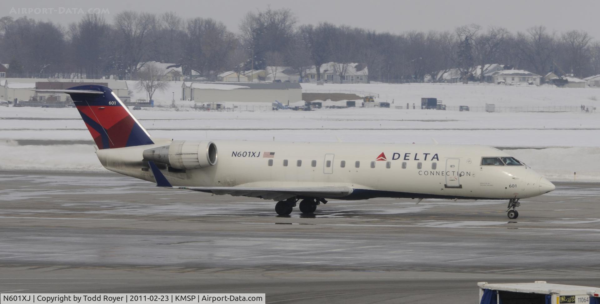 N601XJ, 2005 Bombardier CRJ-200 (CL-600-2B19) C/N 8044, Delta