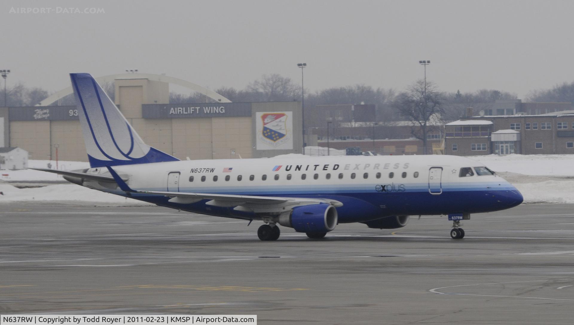 N637RW, 2004 Embraer 170SE (ERJ-170-100SE) C/N 17000051, United